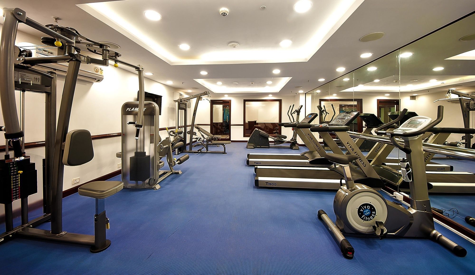 The Golden Plaza Hotel Panchkula Exterior foto