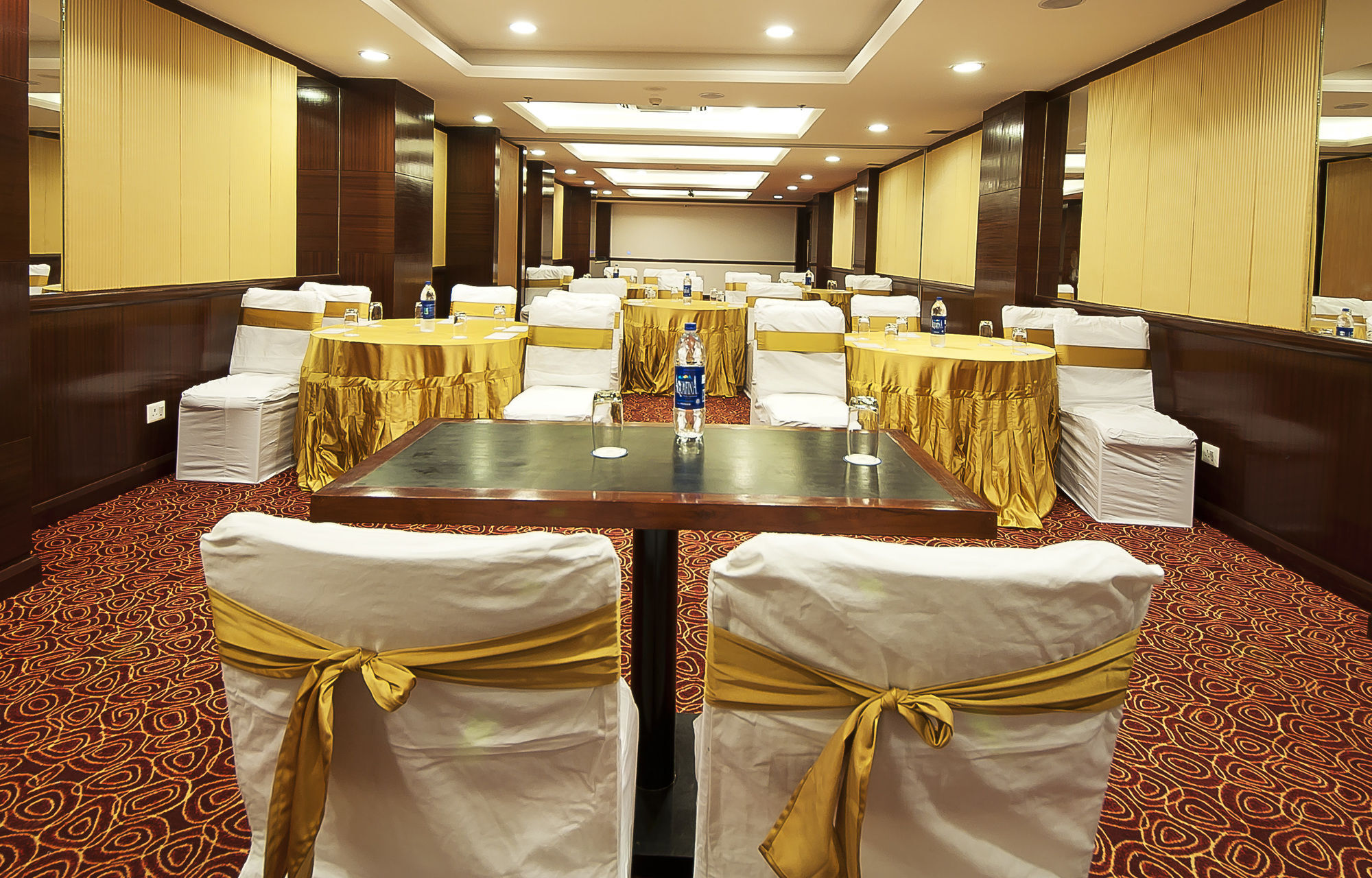 The Golden Plaza Hotel Panchkula Exterior foto
